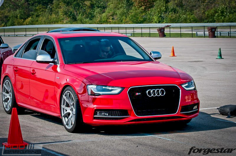 Forgestar CF5V Audi B8 S4 Silver 19x9ET39 Red On Track (9)