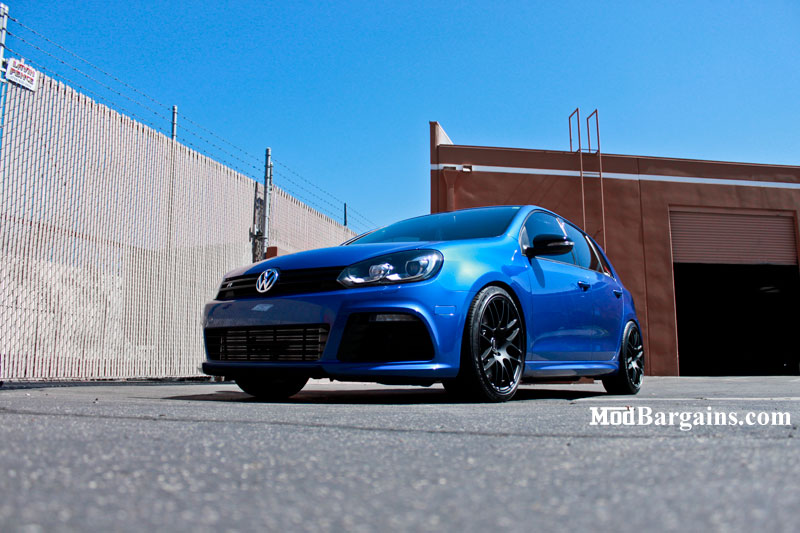 VMR V718 Wheels on a VW Golf R VMR V718 Wheels Matte Black on a VW Golf R