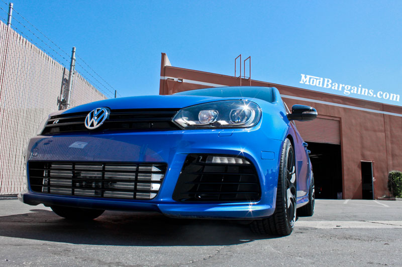 VMR V718 Wheels on a VW Golf R VMR V718 Wheels Matte Black on a VW Golf R