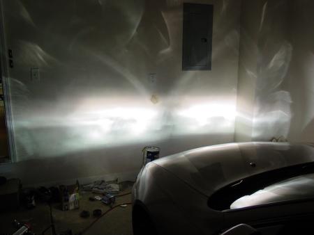Awful HID Glare & Light Scatter in Non-HID Housing Source: Mazda6 club Forums http://forum.mazda6club.com/attachments/electrical/57760d1181626841-hid-glare-removal-mod-will-affect-lighting-mad_glare_disaster_hid_kit_in_halogen_housing_01.jpg