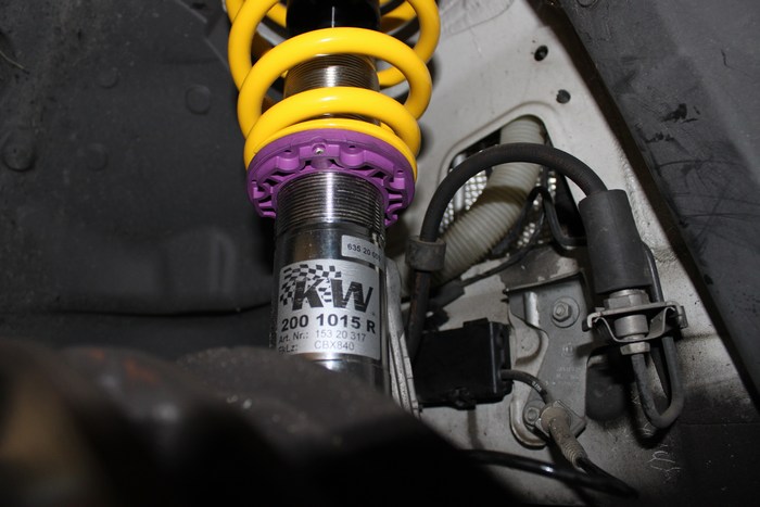 bmw-e90-coilovers-white-335i-ssk-kw-coilovers-4