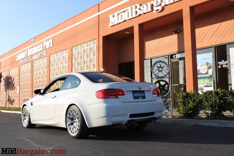 bmw-e92-m3-akropovic-axle-back-exhaust-8