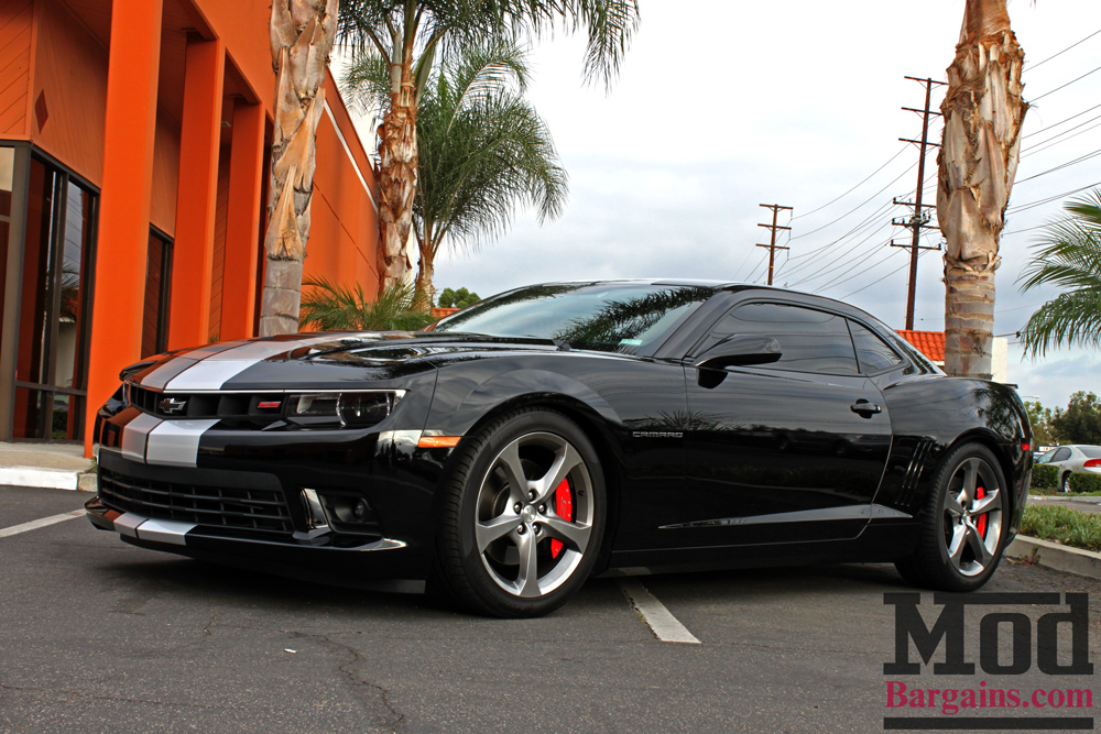 chevrolet-camaro-ss-2014-black-on-bc-coilovers-mgp-caliper-covers-001