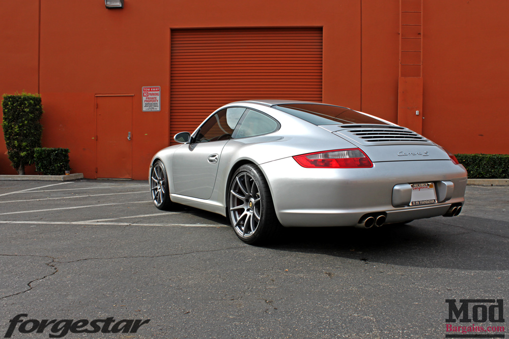 forgestar-cf10-gunmetal-19x85et45-19x11et52-porsche-997-carrera2s-img008