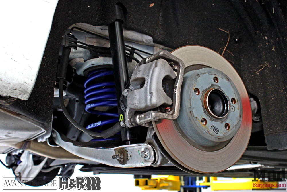 Mercedes_CLA250_HR_Springs_Avant_Garde_Black_Wheels_on-lift-img001