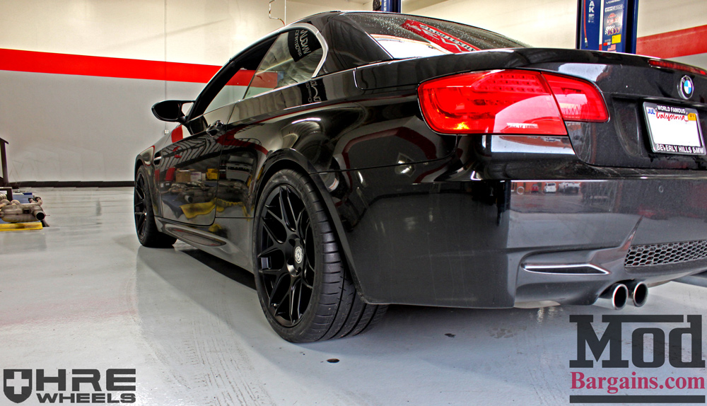 black-bmw-e93-on-black-hre-ff01-wheels-img006
