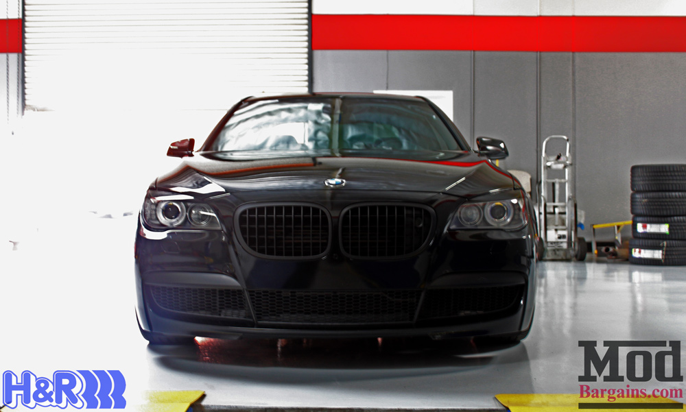 bmw-f01-750LI-black-hr-lowering-springs-brackets-elliott-cust-img003