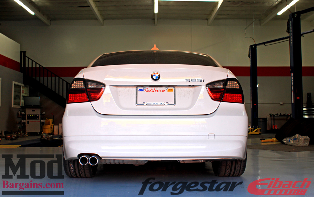 bmw-white-e90-328i-forgestar-f14-matte-black-19x85et32-19x10et38-hankook-evo2-koni-eibach-springs-jurriancust-img-010