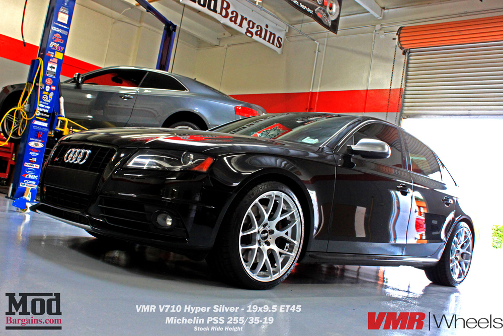 Audi_B8_S4_black-On_VMR_V710_19x95et45_michelinpss-255-35-19-alancust-img004