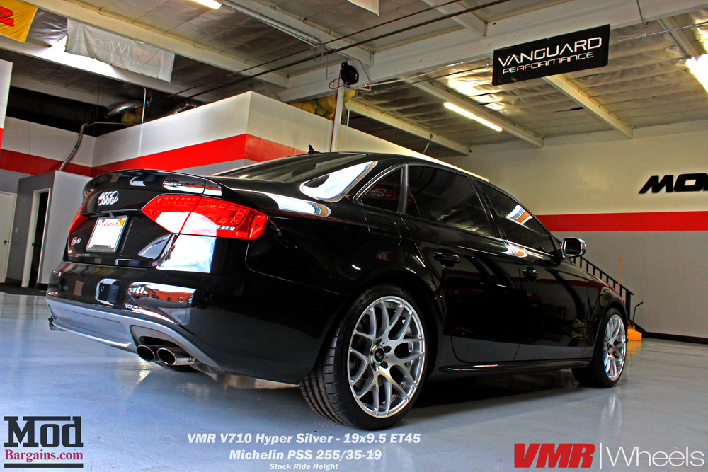 Audi_B8_S4_black-On_VMR_V710_19x95et45_michelinpss-255-35-19-alancust-img007