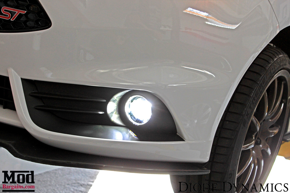 Ford-Fiesta-ST-Diode-Dynamics-Luxeon-Fogs-AND-HIDS-Tony-Lam-Mike-003