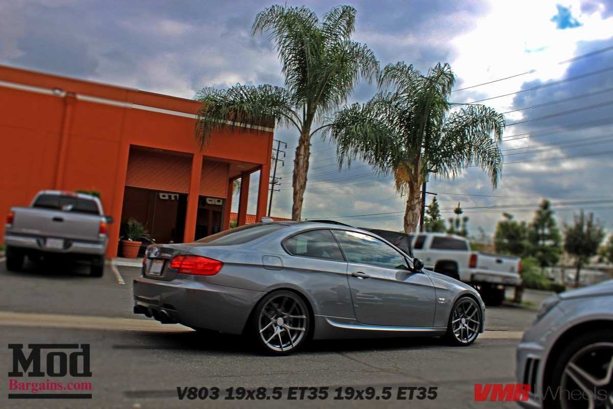 VMR_Wheels_V803_19x85et35_19x95et35_GM_on_gray_BMW_E92_335is_-9
