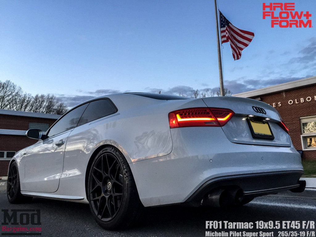 B85_Audi_S5_HRE_FF01_Tarmac_19x95et45_Michelin_PSS-3