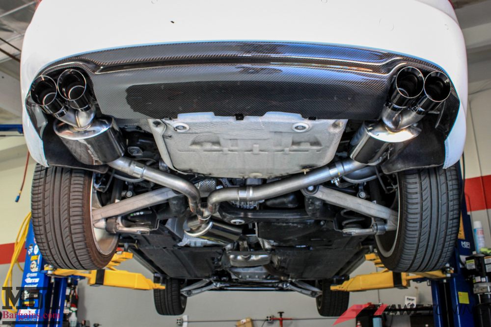 Audi_B8_A5_20T_AWE_Quad_Exhaust_Black_Tips_CF_Diffuser-14