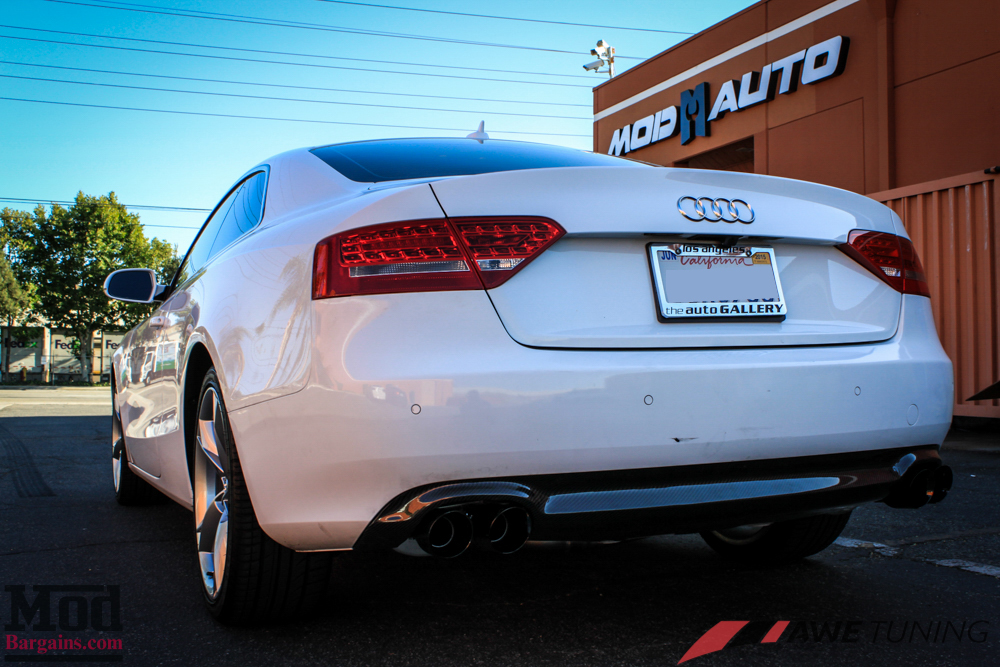 Audi_B8_A5_20T_AWE_Quad_Exhaust_Black_Tips_CF_Diffuser-21