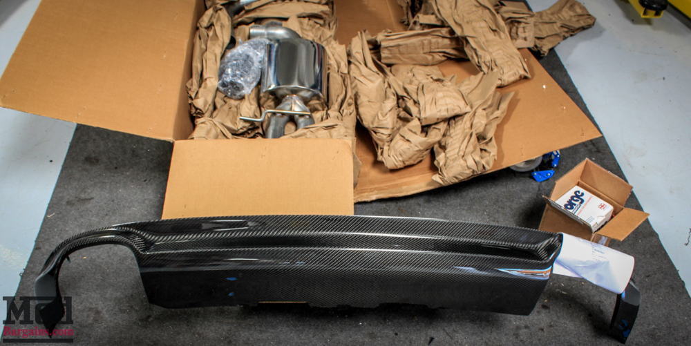 Audi_B8_A5_20T_AWE_Quad_Exhaust_Black_Tips_CF_Diffuser-5