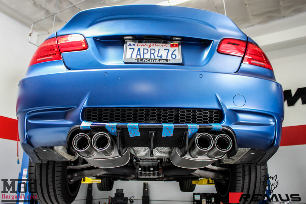 BMW_E92_Frozen_Blue_M3_Remus_US_RACE_CF_Lip_CSL_details-15