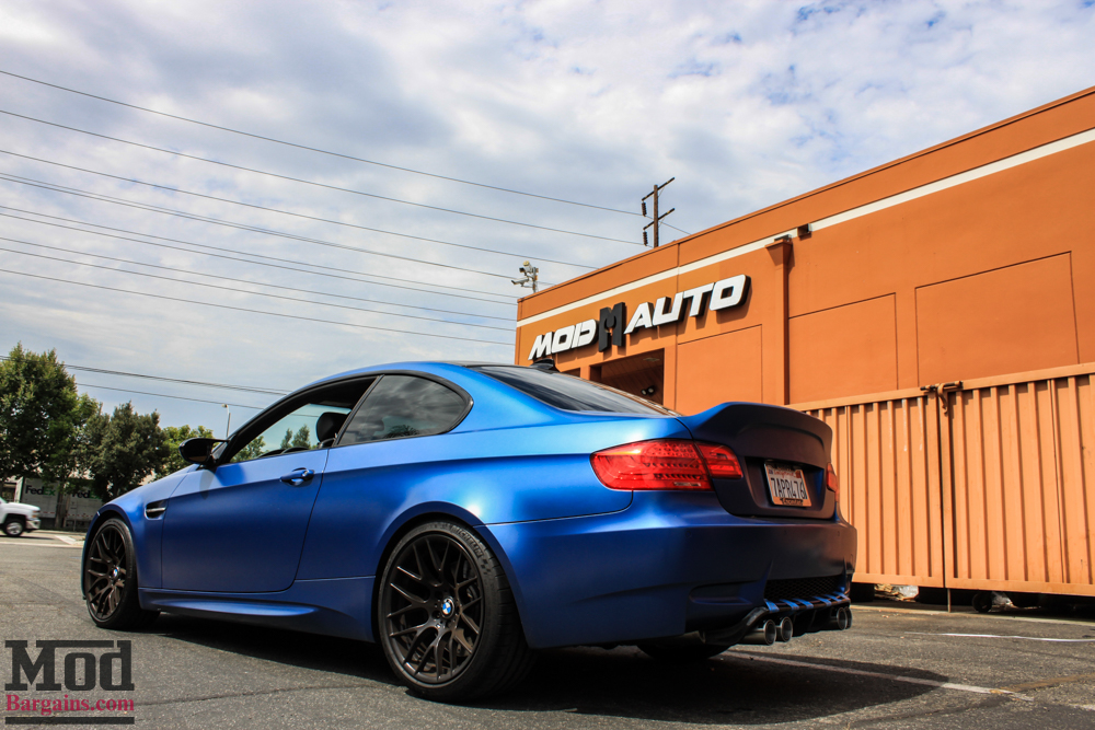 BMW_E92_Frozen_Blue_M3_Remus_US_RACE_CF_Lip_CSL_details-20