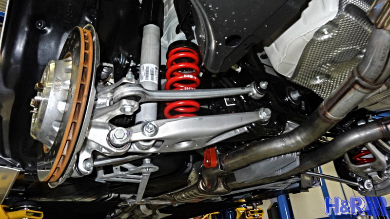 BMW_F82_m4_WHite_HR_Springs_img002