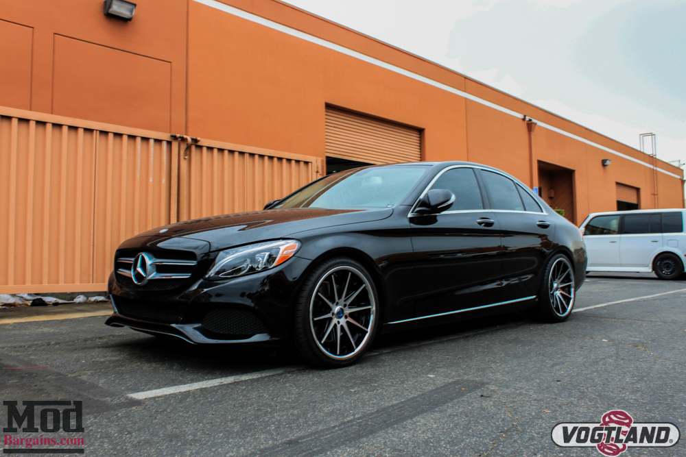 Mercedes_C300_4Matic_Rohana_Wheels_Vogtland_Springs-4