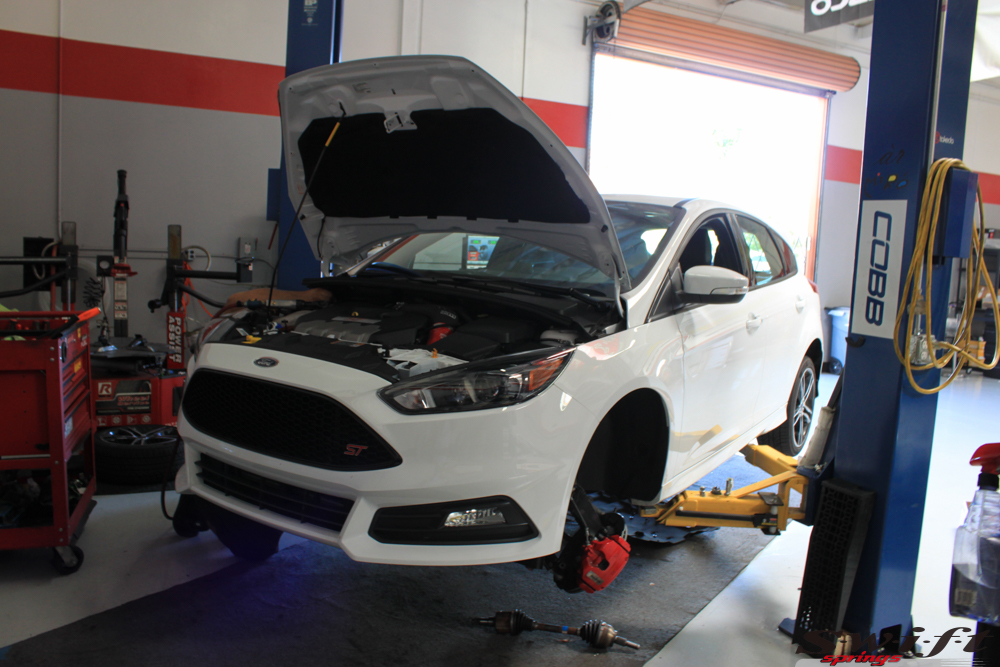 Ford_Focus_ST_2015_Swift_Springs_Mtb_BRN-17
