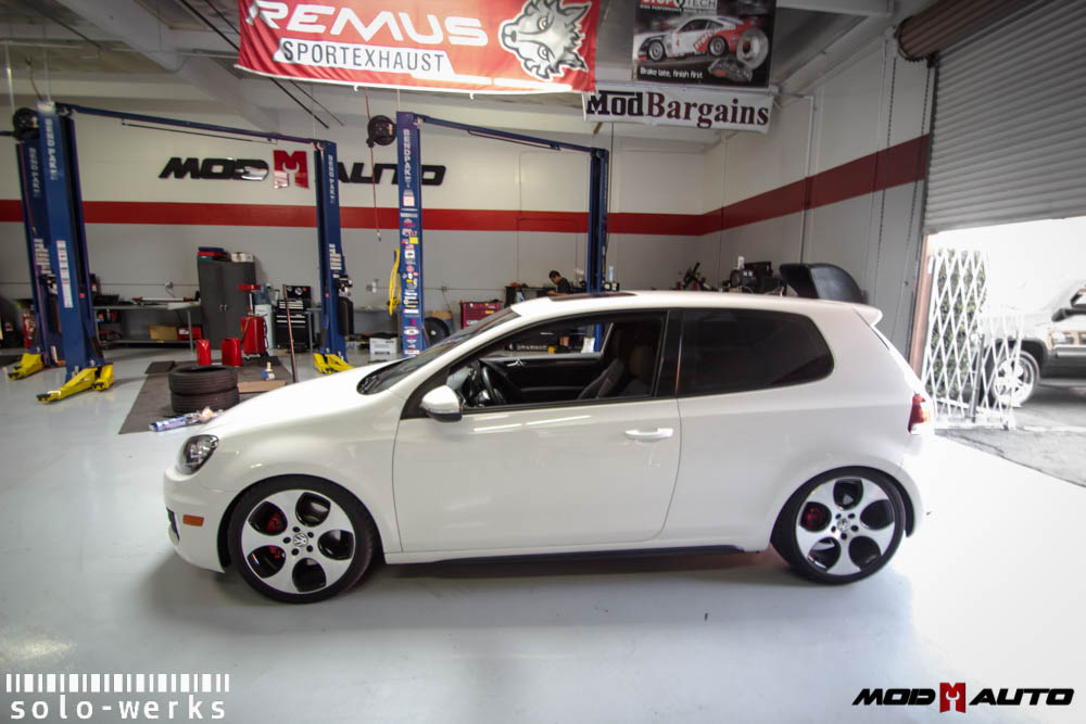 Solo-Werks-Coilovers-For-VW_Golf_GTI_Mk7_-1
