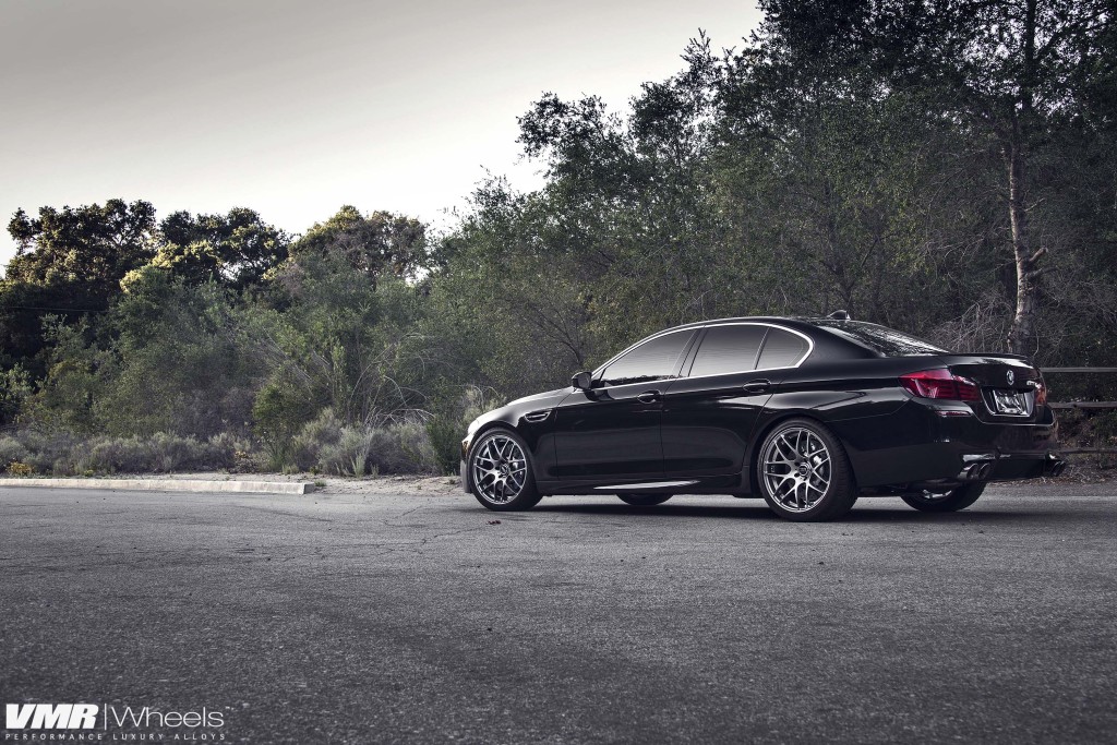 VMR_V710_20in_Gunmetal_BMW_F10_M5_Black_img006