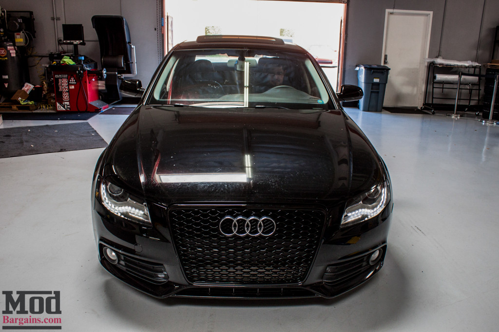 Audi_B8_A4_Black_RS_Grille_VMR_V701_MB-18