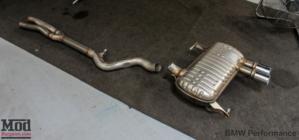 BMW_E90_328i_White_BMW_Performance_Exhaust_Only-6