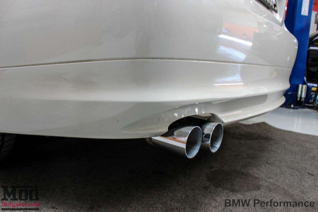 BMW_E90_328i_White_BMW_Performance_Exhaust_Only-8