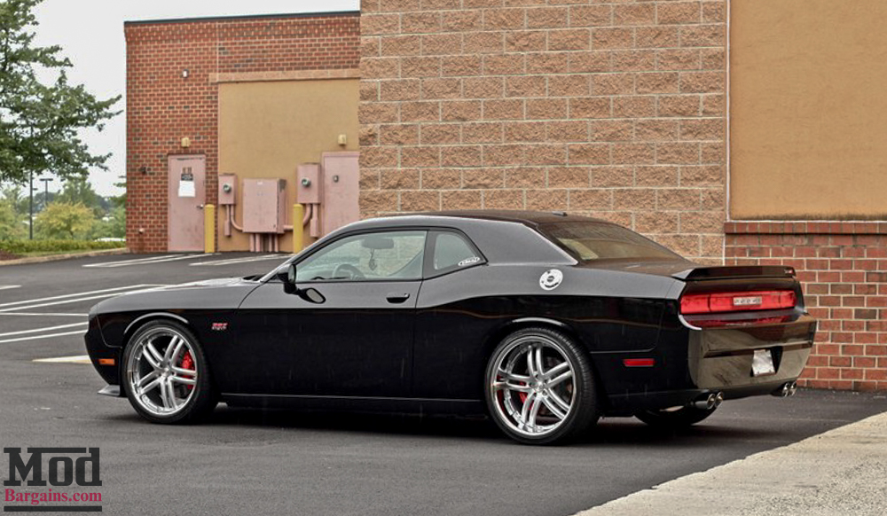 Concept-One-RS-55-22x9et20-22x105et25-2012-challenger-392-hemi-img003