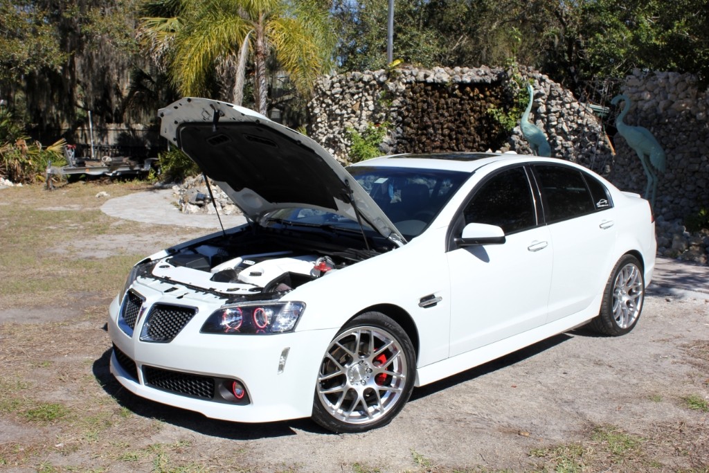 avant_Garde_m310_hyper-silver_pontiac-g8-white-img003