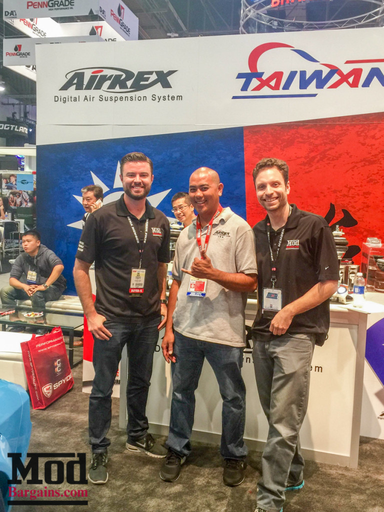 SEMA_2015_ModBargains_ModAuto-26