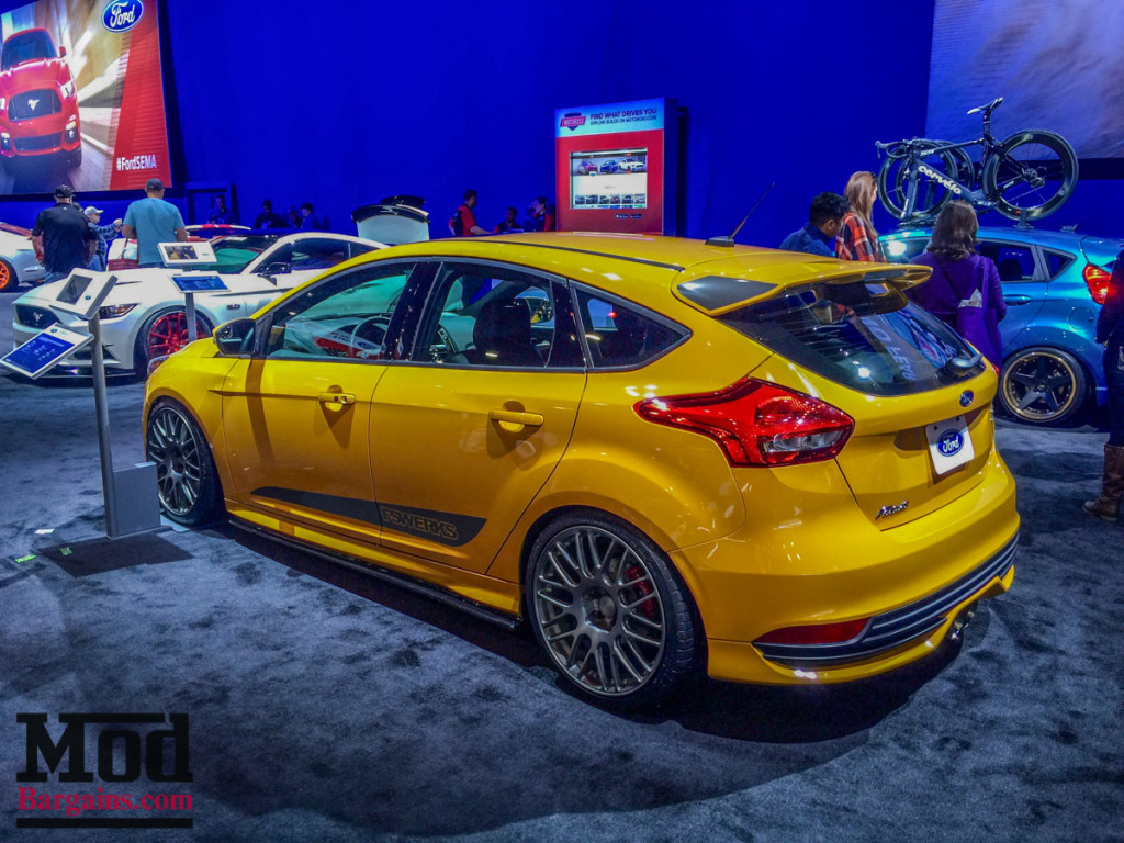 SEMA_2015_ModBargains_ModAuto-4