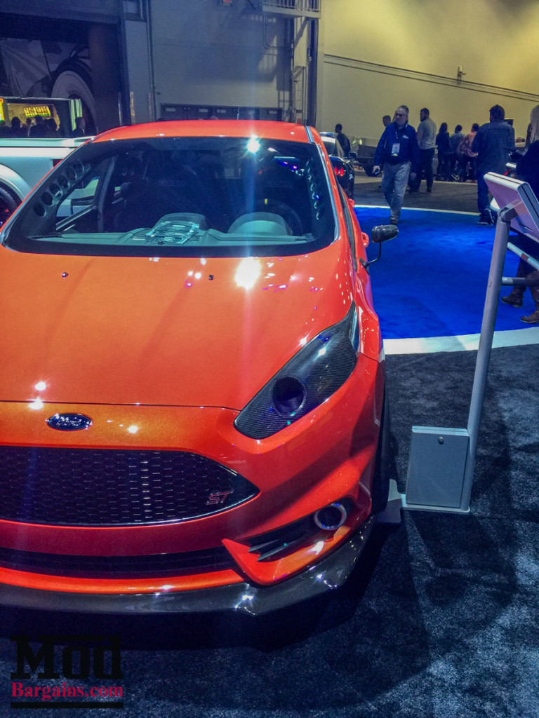 SEMA_2015_ModBargains_ModAuto-7