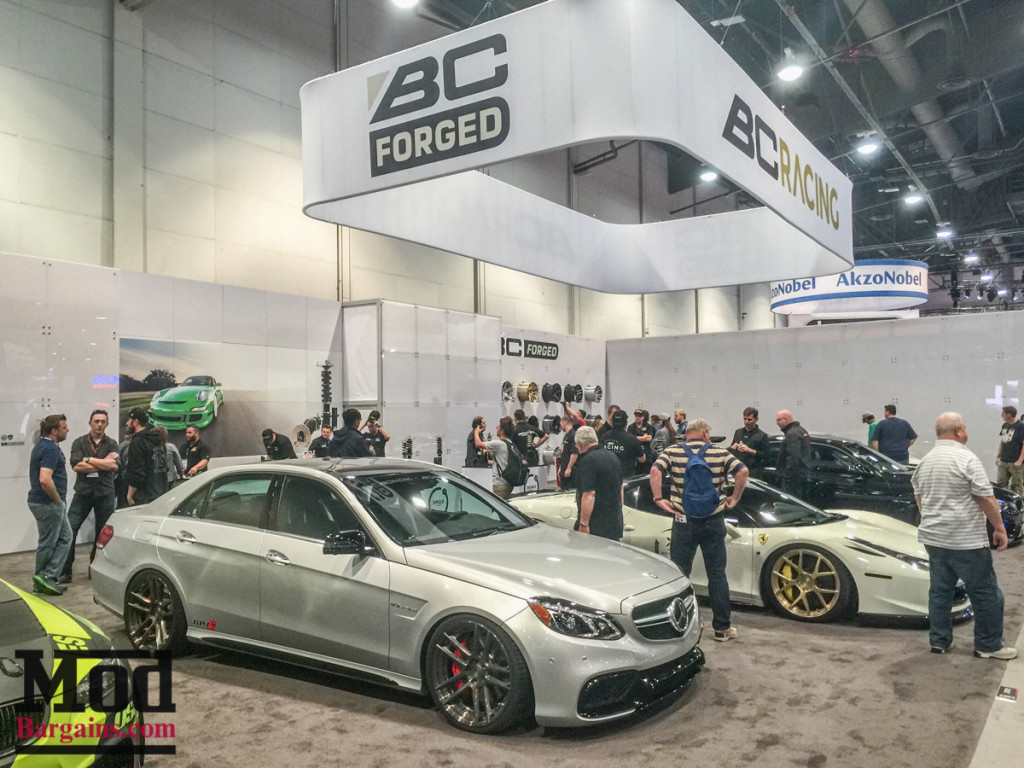 SEMA_2015_ModBargains_ModAuto-71
