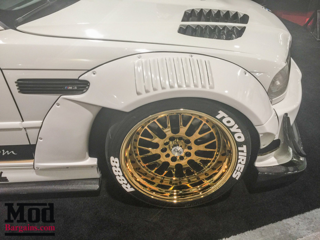 SEMA_2015_ModBargains_ModAuto-85