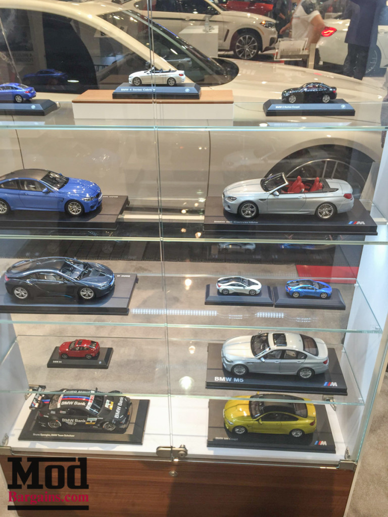 SEMA_2015_ModBargains_ModAuto-91