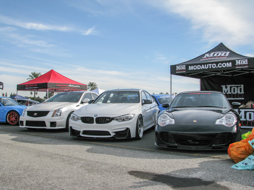 Winter_Drive_2015_Dec5_ModBargains_booth-11