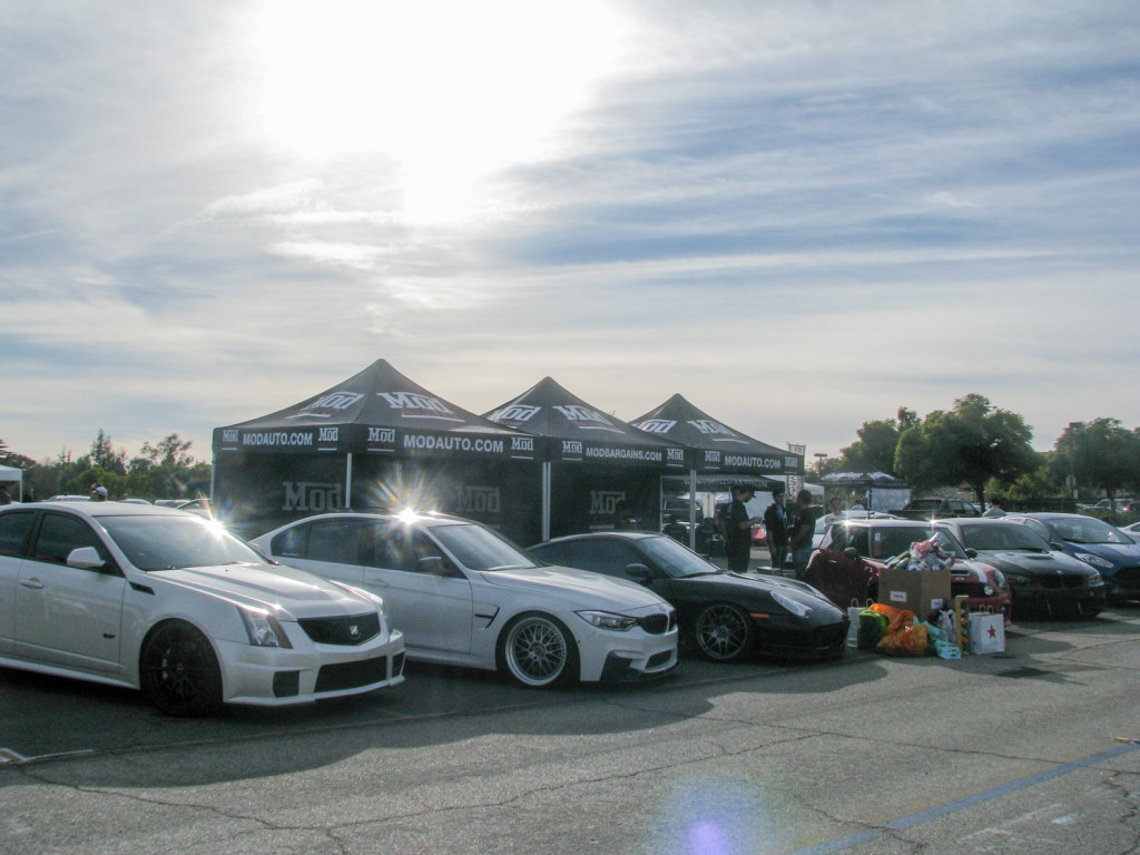 Winter_Drive_2015_Dec5_ModBargains_booth-15