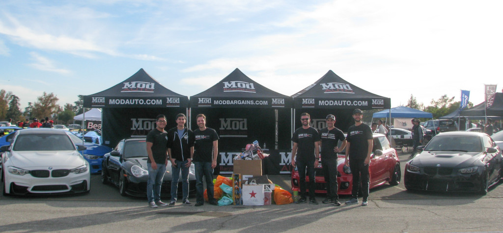 Winter_Drive_2015_Dec5_ModBargains_booth-17