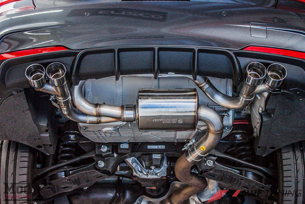 BMW_F30_335i_AWE_Tuning_QuadExhaust (19)