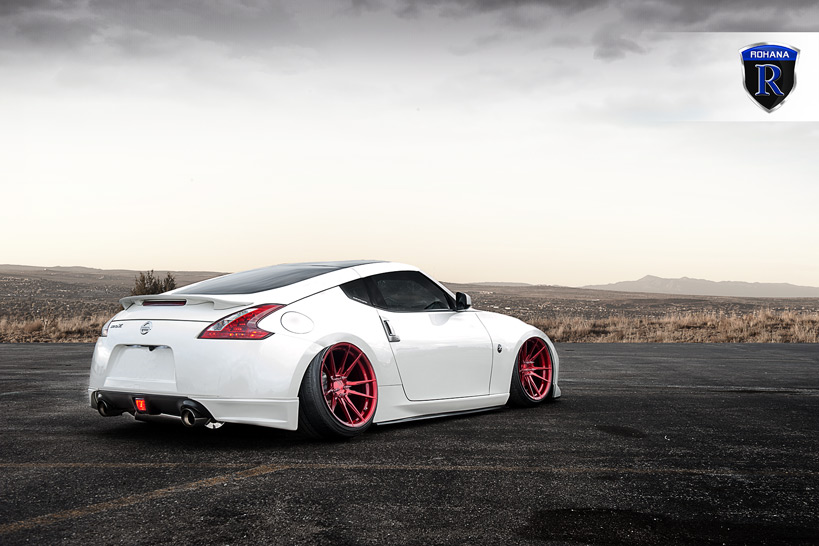 Nissan_Z33_370Z_Rohana_RF2_GlossRed_20x11_20x12_img001