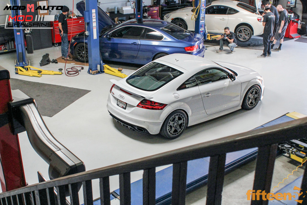 Audi_TT-RS_8J_Fifteen52_Turbomac (17)