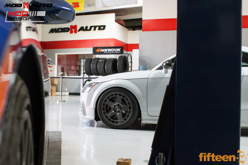 Audi_TT-RS_8J_Fifteen52_Turbomac (19)