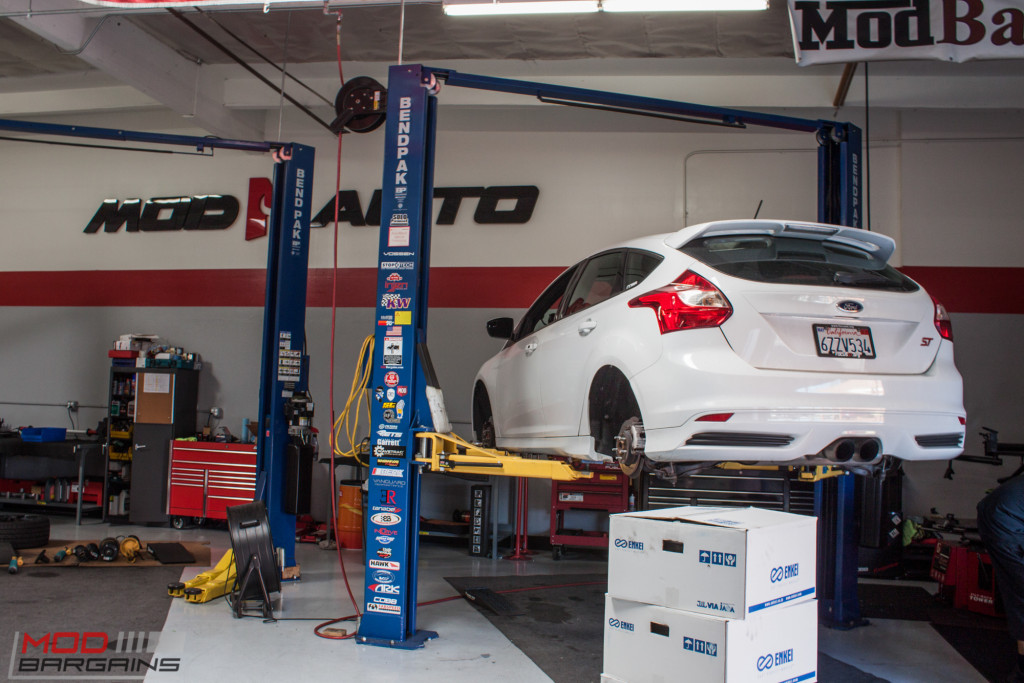 Ford Focus ST 14 CX FMIC ST X Coilovers Enkei RPF-1 Steeda Rear Sway Milltek nonres (39)