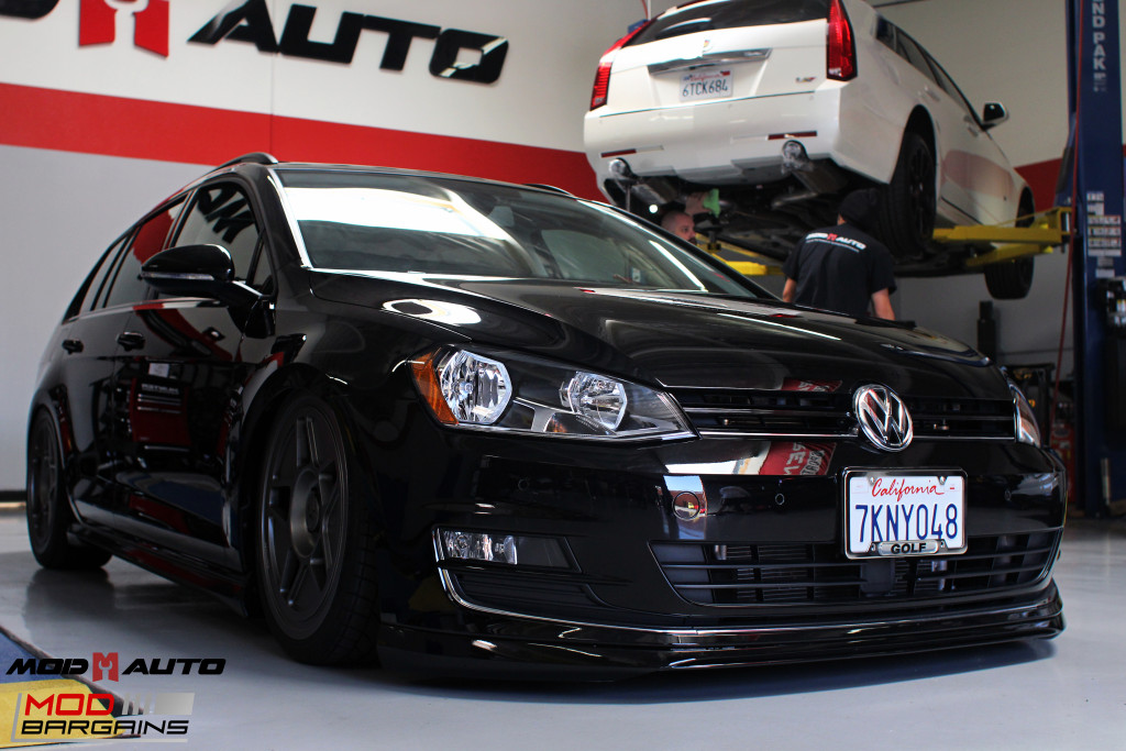 VW_Golf_Sportwagen_Fifteen52_Tarmac_R43_Airlift (18)