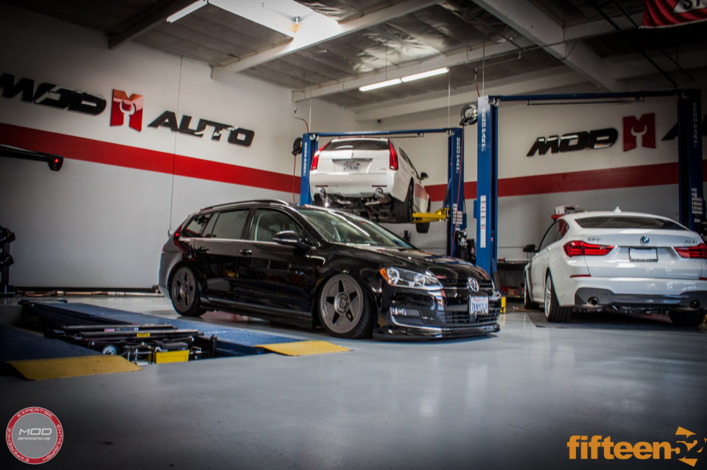 VW_Golf_Sportwagen_Fifteen52_Tarmac_R43_Airlift (6)