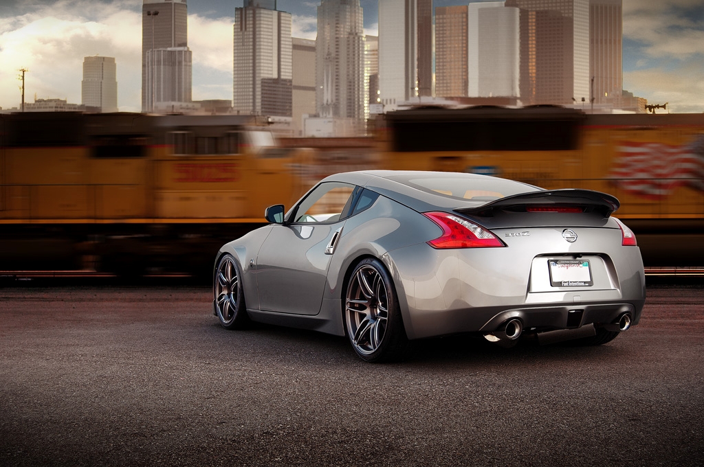 m368-dolphingrey-370z-rearside