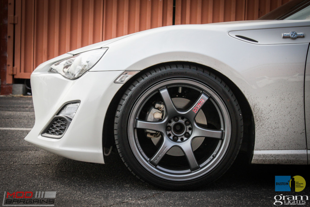 Scion_FR-S_Gramlights_TOMS_LED_Tails_White-4